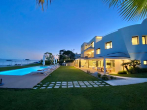Fenandgi Luxury Hospitality at its finest !